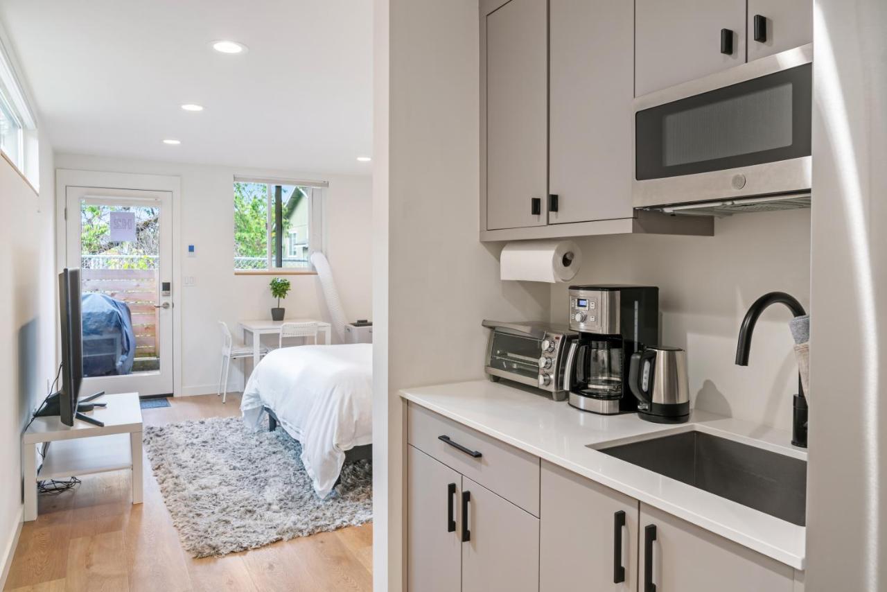 Modern Apartment Near Light Rail Seattle Exteriér fotografie